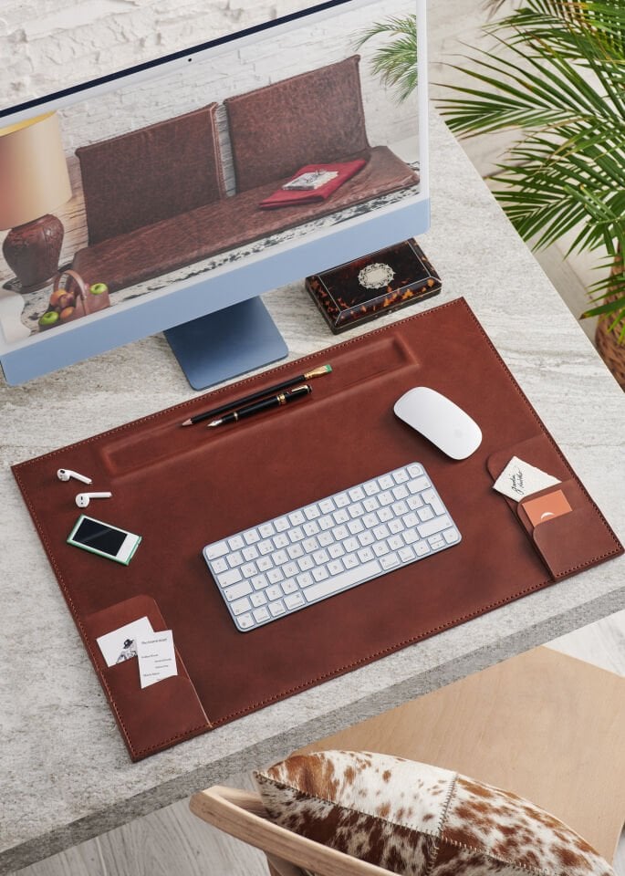 Pera Leather Desk Mat