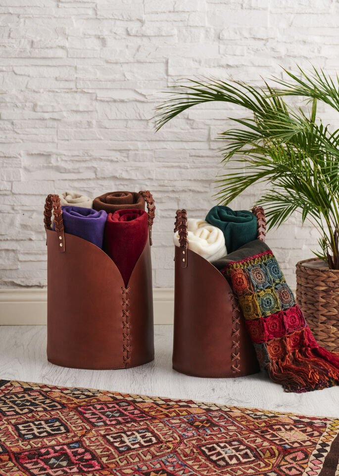 Gardin Leather – Handcrafted Leather Blanket Basket